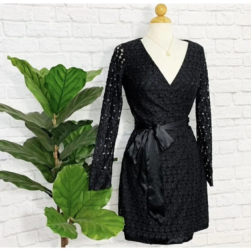 Diane von Furstenberg Sz 8 Black Lace Satin Tie Elegant Formal Wrap Dress RARE